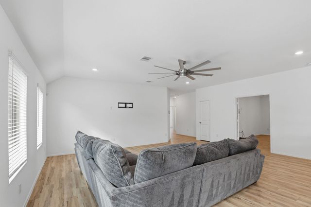 9814 Kingston Liberty Lane, Baytown, TX 77521