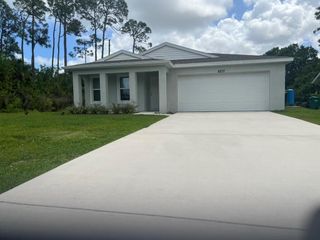 8207 Fort Walton Avenue, Fort Pierce, FL 34951