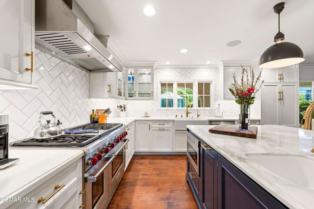 31982 Doverwood Court, Westlake Village, CA 91361