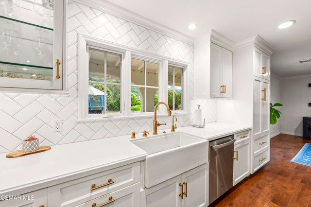 31982 Doverwood Court, Westlake Village, CA 91361