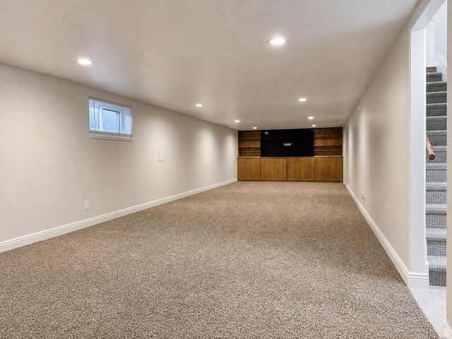 813 WHIPPLE DR, Lehi, UT 84043