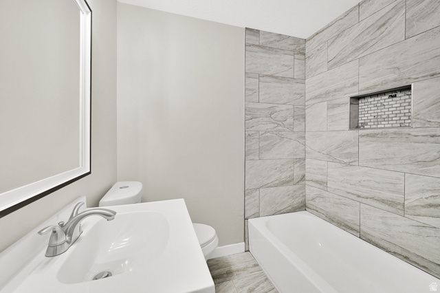 5980 S 2700 W, Roy, UT 84067