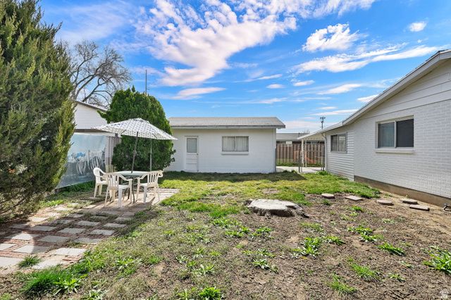5980 S 2700 W, Roy, UT 84067