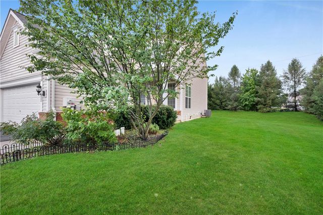8638 Mayfair Court, Upper Macungie Twp, PA 18031