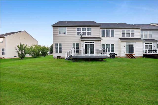 8638 Mayfair Court, Upper Macungie Twp, PA 18031