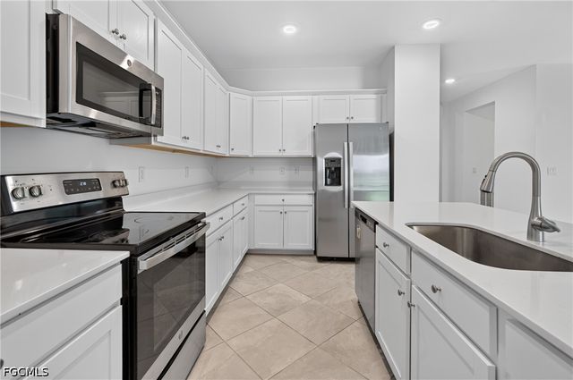9156 Leatherwood LOOP, Lehigh Acres, FL 33936