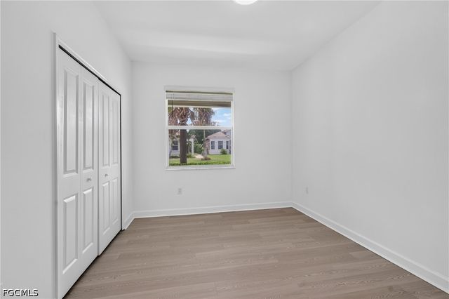 9156 Leatherwood LOOP, Lehigh Acres, FL 33936