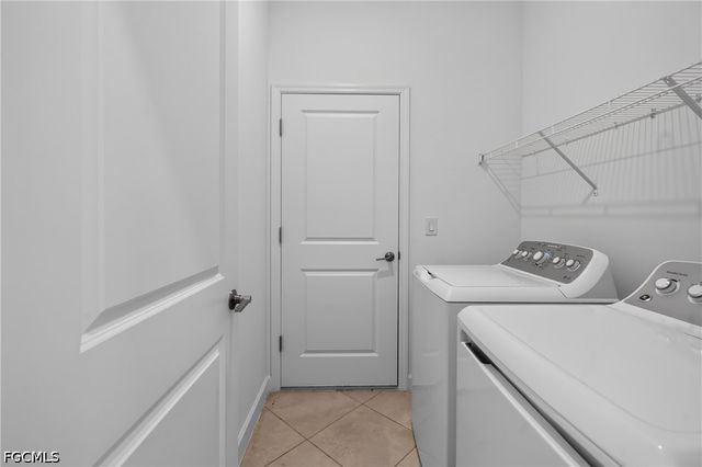 9156 Leatherwood LOOP, Lehigh Acres, FL 33936