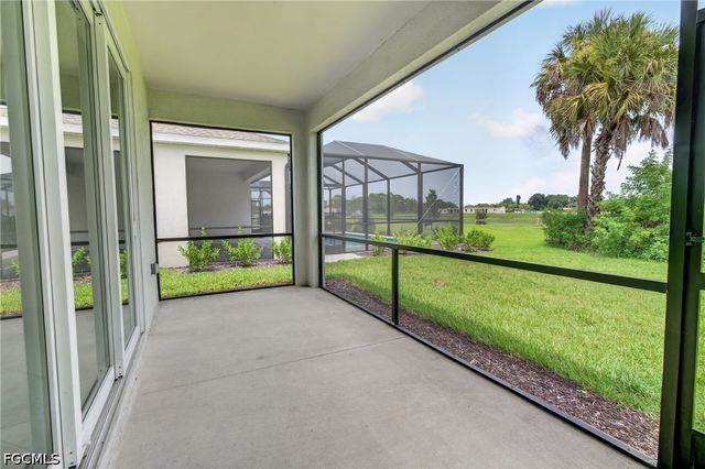 9156 Leatherwood LOOP, Lehigh Acres, FL 33936