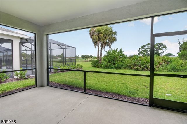 9156 Leatherwood LOOP, Lehigh Acres, FL 33936
