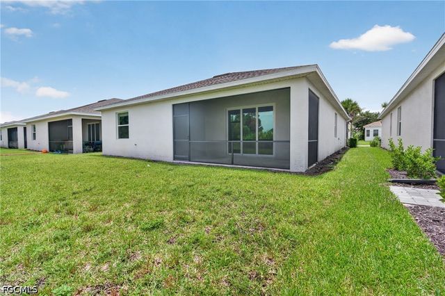 9156 Leatherwood LOOP, Lehigh Acres, FL 33936
