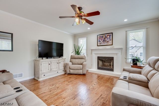 12 Sebring Rd, Franklin Twp., NJ 08873