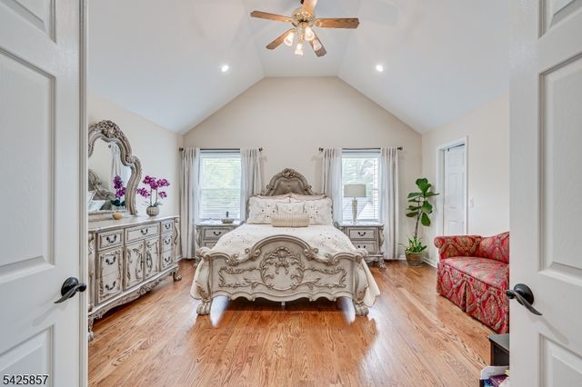 12 Sebring Rd, Franklin Twp., NJ 08873