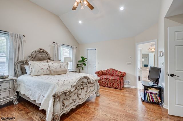 12 Sebring Rd, Franklin Twp., NJ 08873