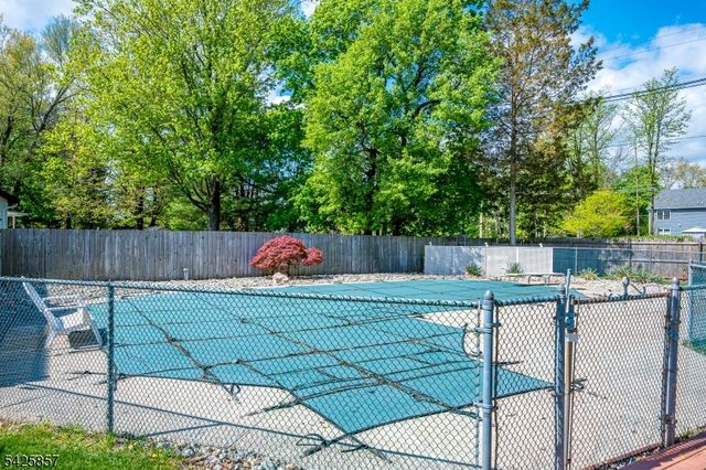 12 Sebring Rd, Franklin Twp., NJ 08873