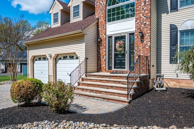 12 Sebring Rd, Franklin Twp., NJ 08873