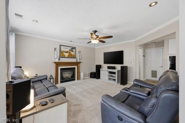 3276 Sacramento DR, Virginia Beach, VA 23456