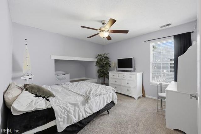 3276 Sacramento DR, Virginia Beach, VA 23456