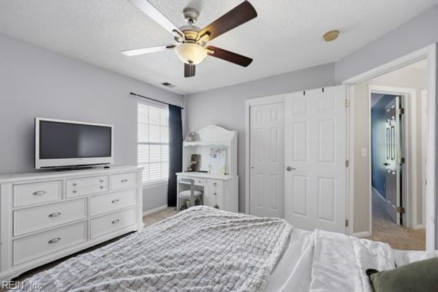 3276 Sacramento DR, Virginia Beach, VA 23456