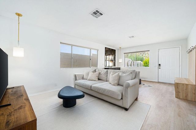 53680 Avenida Montezuma, La Quinta, CA 92253