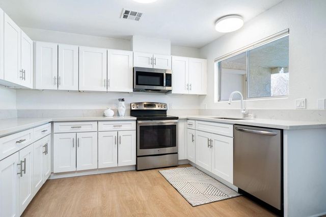 53680 Avenida Montezuma, La Quinta, CA 92253
