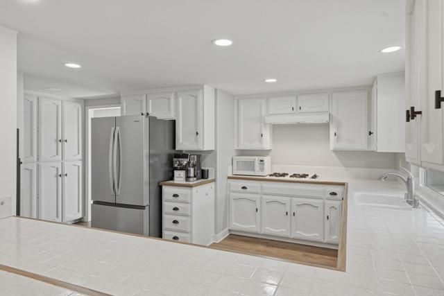 2029 La Brea Street, Escondido, CA 92026