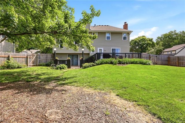 1845 E 152nd Court, Olathe, KS 66062