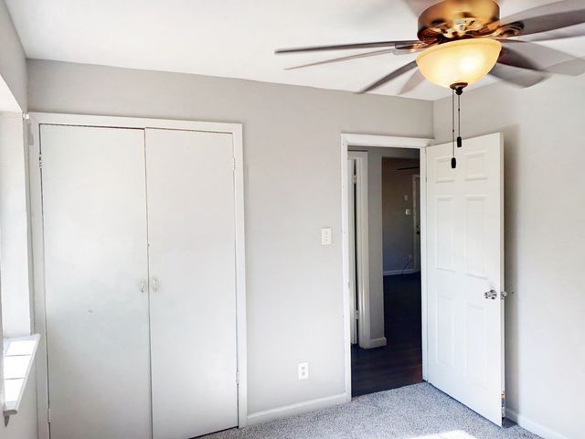 1910 Meadow Lane, Arlington, TX 76010
