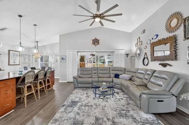 6655 Alemendra Street, Fort Pierce, FL 34951