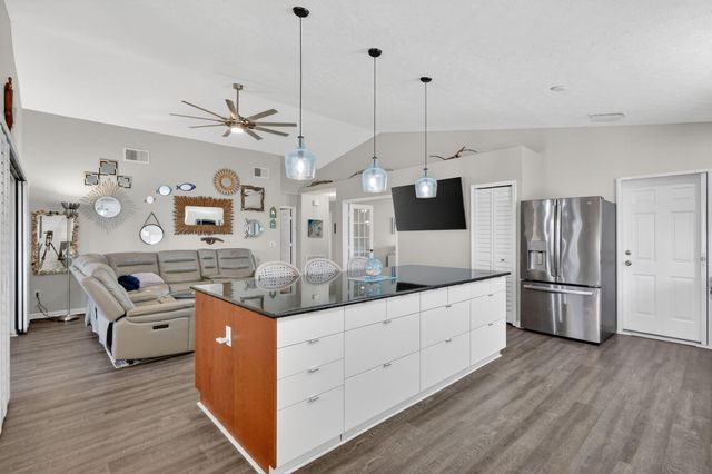 6655 Alemendra Street, Fort Pierce, FL 34951