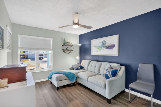 6655 Alemendra Street, Fort Pierce, FL 34951