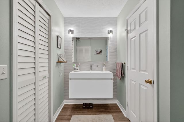 6655 Alemendra Street, Fort Pierce, FL 34951