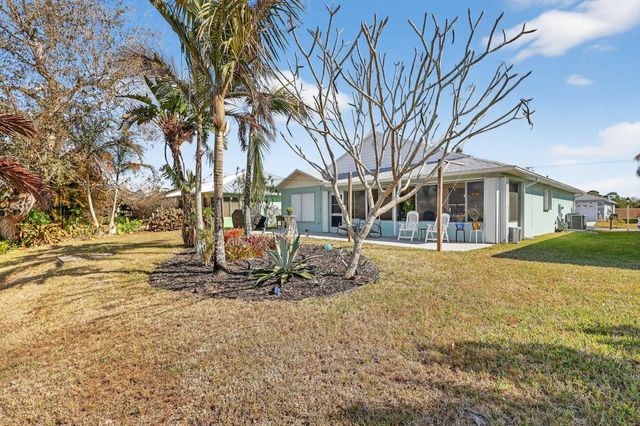 6655 Alemendra Street, Fort Pierce, FL 34951