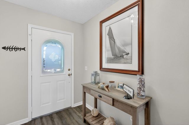 6655 Alemendra Street, Fort Pierce, FL 34951