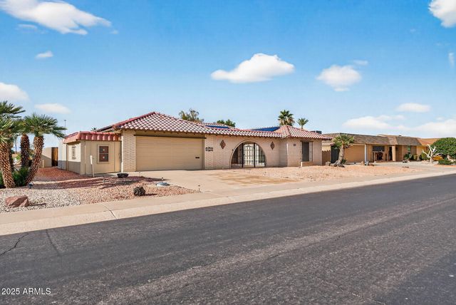 10358 W CAMEO Drive, Sun City, AZ 85351