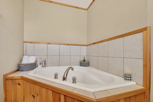 195 Trina Lane, Blue Ridge, GA 30513