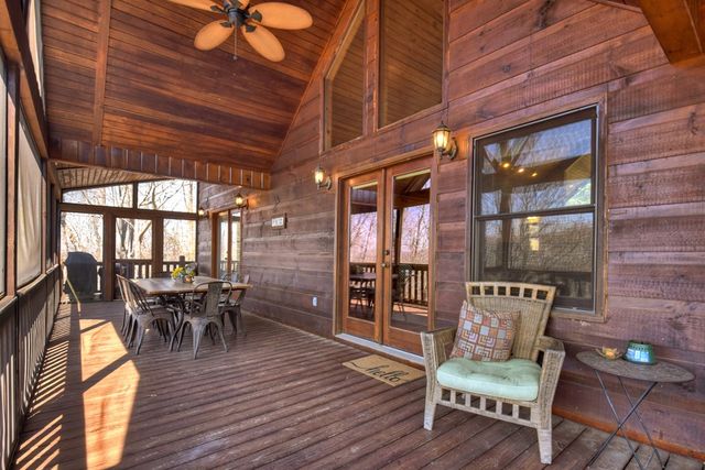 195 Trina Lane, Blue Ridge, GA 30513