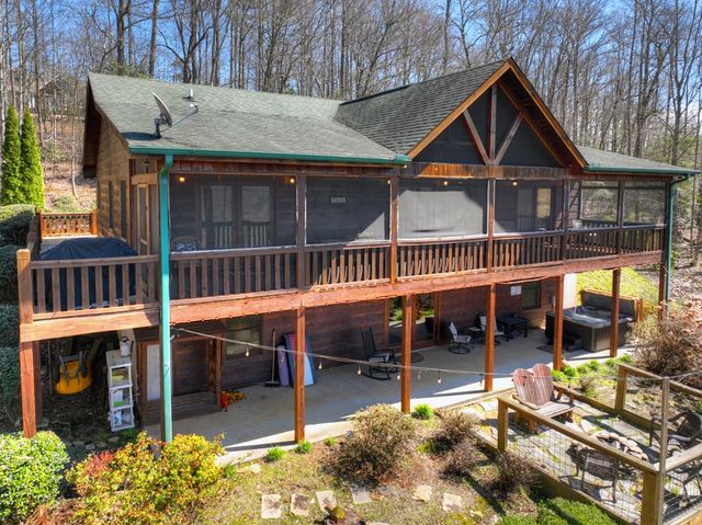 195 Trina Lane, Blue Ridge, GA 30513