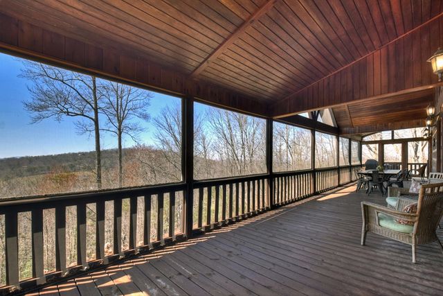 195 Trina Lane, Blue Ridge, GA 30513