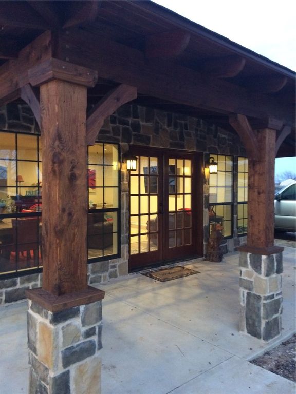 907 Clearview Street, Krum, TX 76249