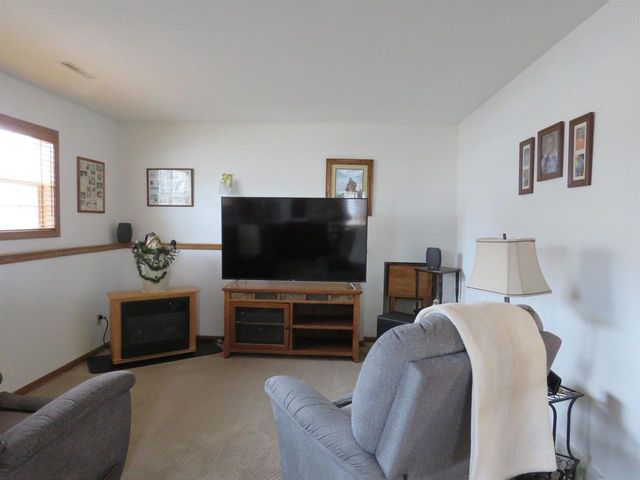 5342 Tree Ridge Trail, Madison, WI 53718