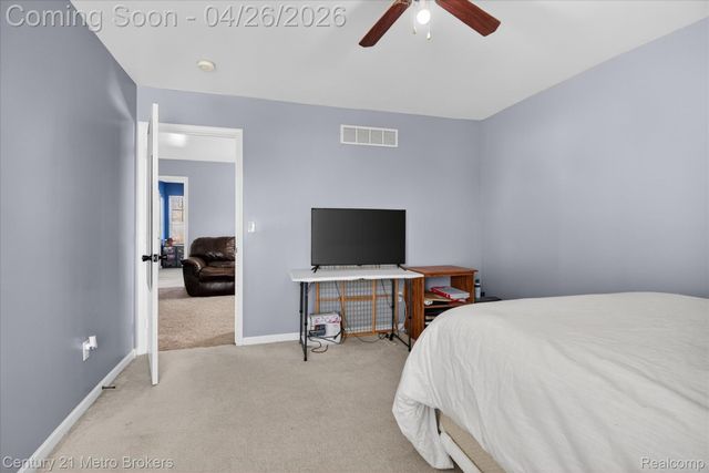 3324 Pine Run Drive, Clayton Charter Township, MI 48473