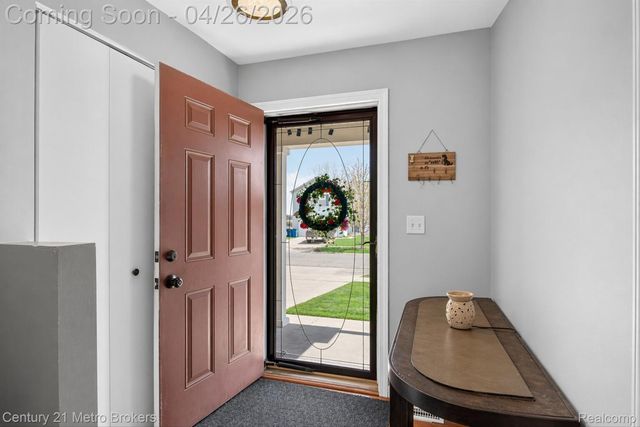 3324 Pine Run Drive, Clayton Charter Township, MI 48473