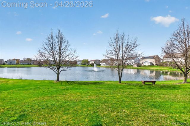 3324 Pine Run Drive, Clayton Charter Township, MI 48473