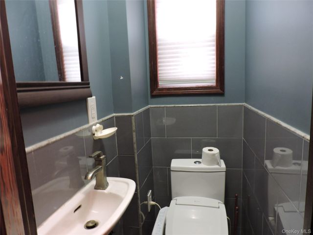 131-01 229th Street, Laurelton, NY 11413