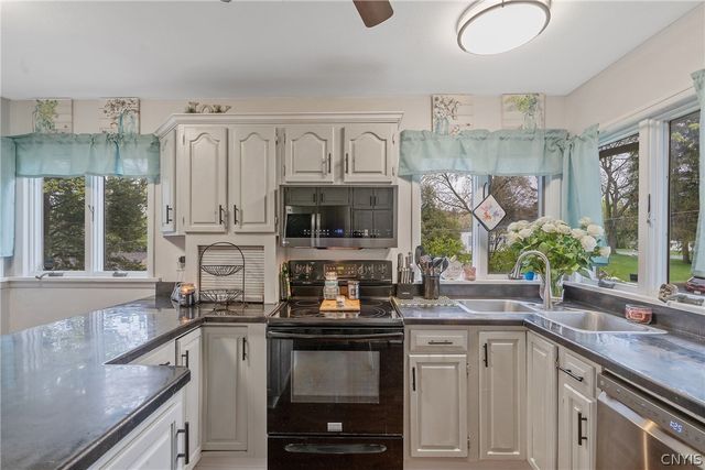223 Corliss Road, Geddes, NY 13219