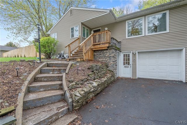 223 Corliss Road, Geddes, NY 13219