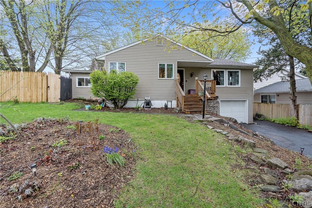 223 Corliss Road, Geddes, NY 13219