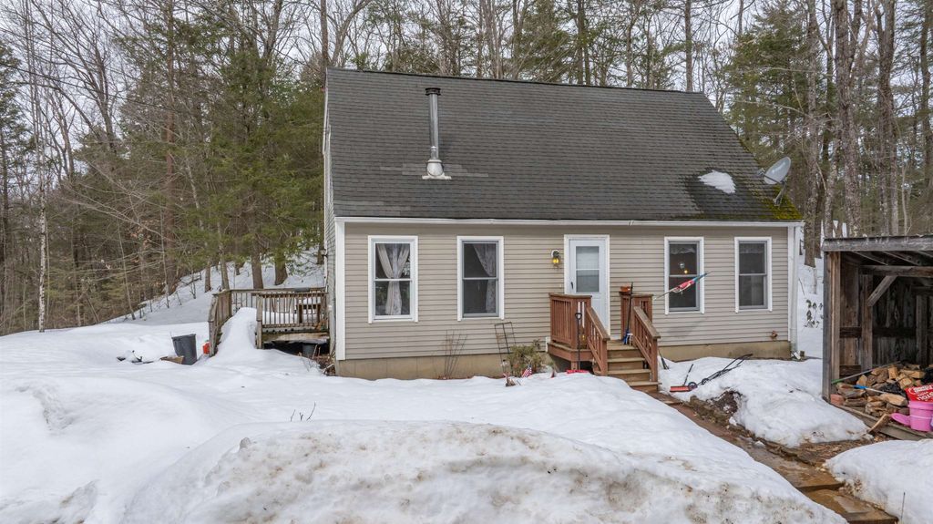 248 Cooper Hill Road, Nottingham, NH 03290