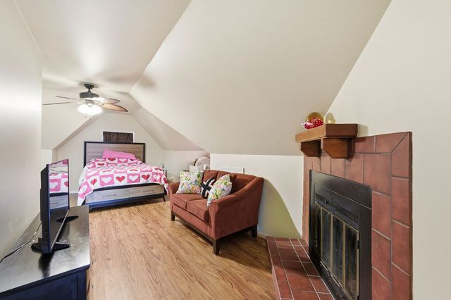 3412 N Orange Avenue, Chicago, IL 60634